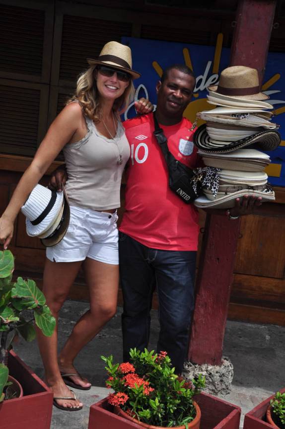 Vendedor de chapéus em Cartagena, na Colômbia
